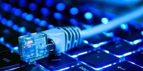 中國網(wǎng)民規(guī)模突破8.29億 學(xué)生群體領(lǐng)跑互聯(lián)網(wǎng)使用